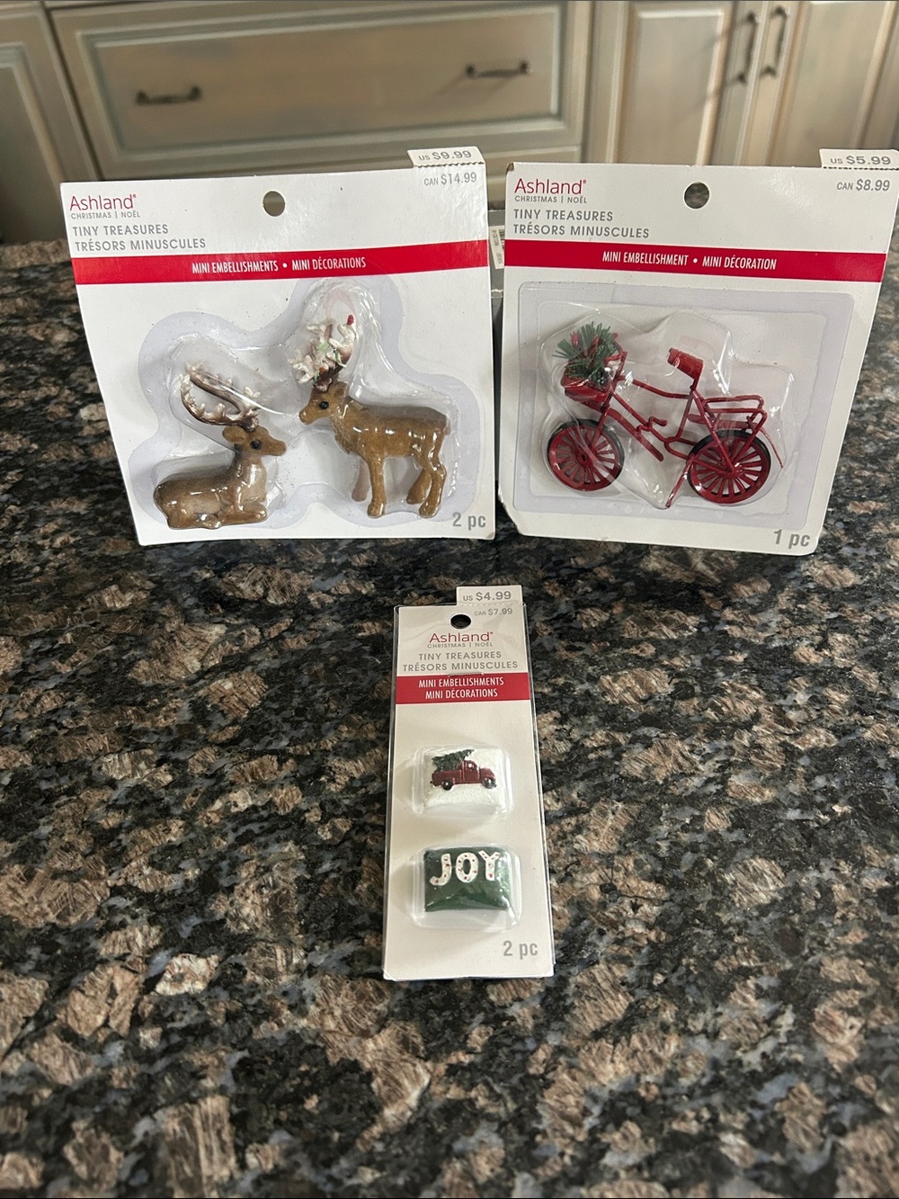 ASHLAND TINY TREASURES MINI EMBELLISHMENT SET OF 3 NWT